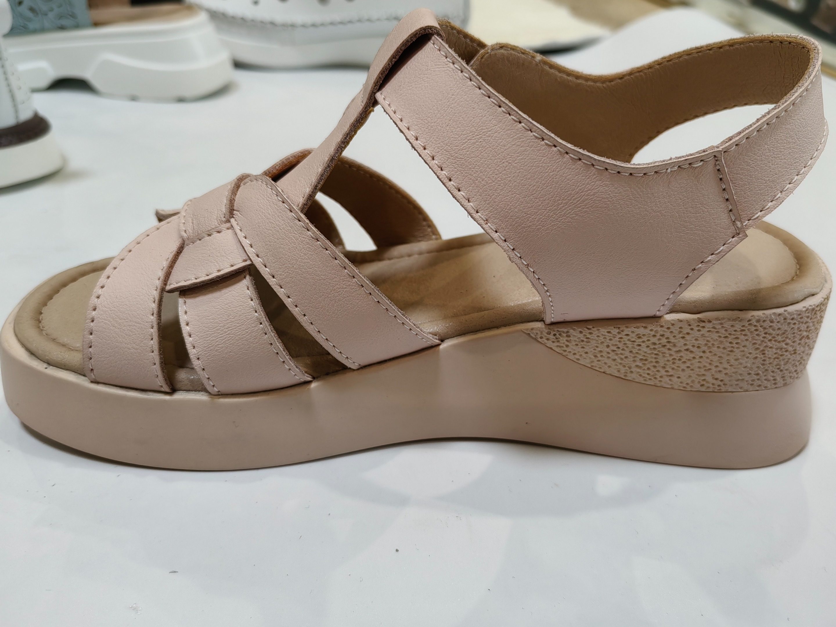 Casual women's shoes Sandal models